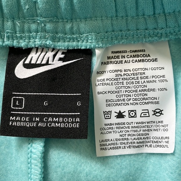 Men’s Nike Shorts With Pockets Large - Picture 13 of 13